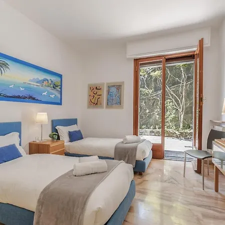 Dimora Degli Agrumi - 200m Dal Mare Con Terrazzo דירה